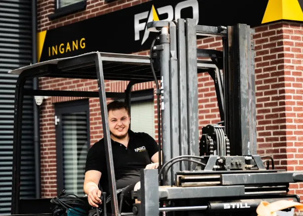 Kom werken bij het team van FARO Systemen